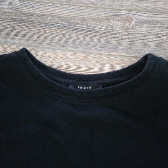 Black & White Love & Hate Crew Neck Long Sleeve Sweater Top - Picture 2 of 9